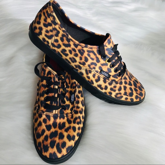 Vans Shoes - Vans Cheetah Unisex Women 8.5 Men 7 Shoes Black